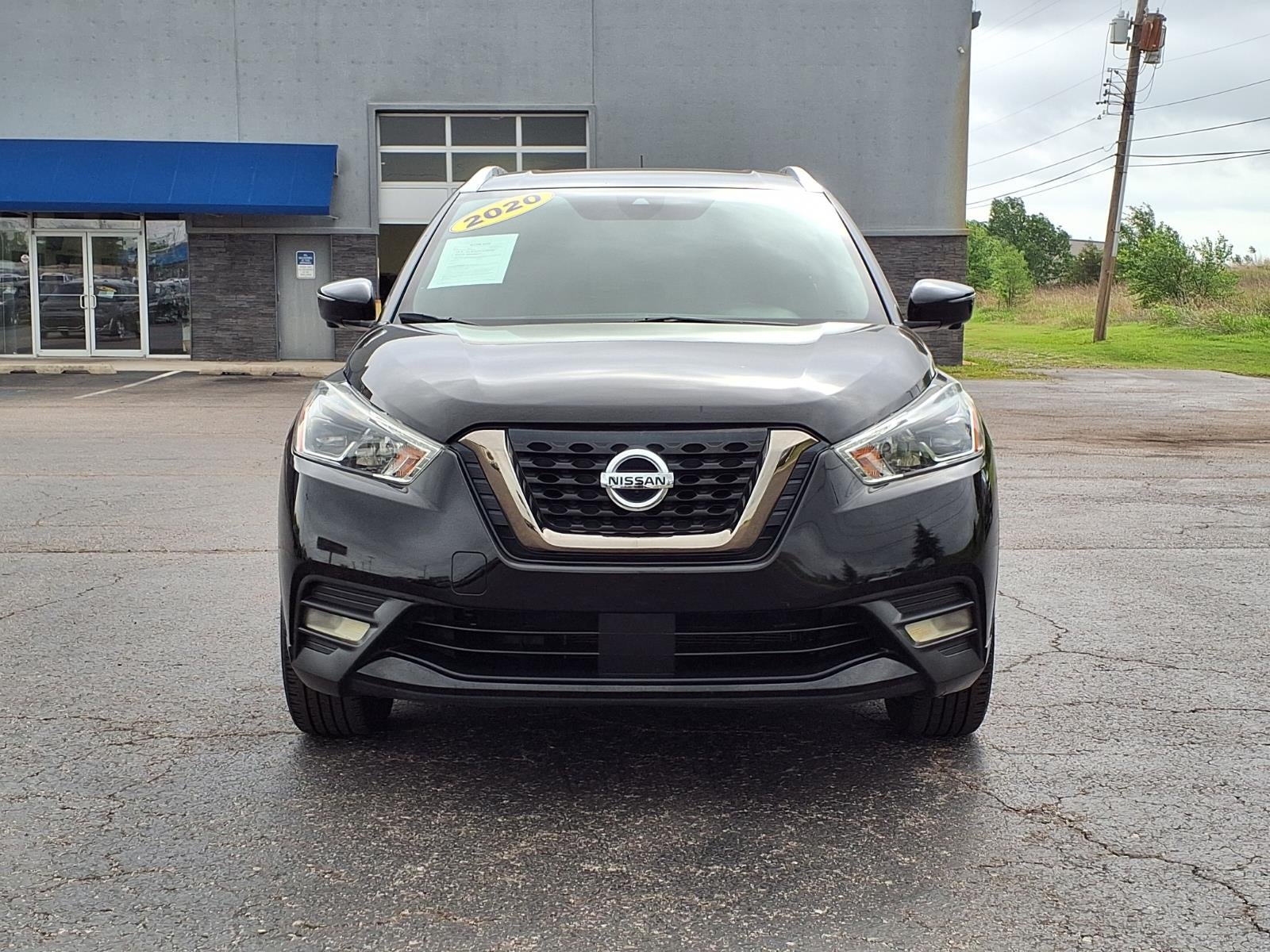 2020 Nissan Kicks SR
