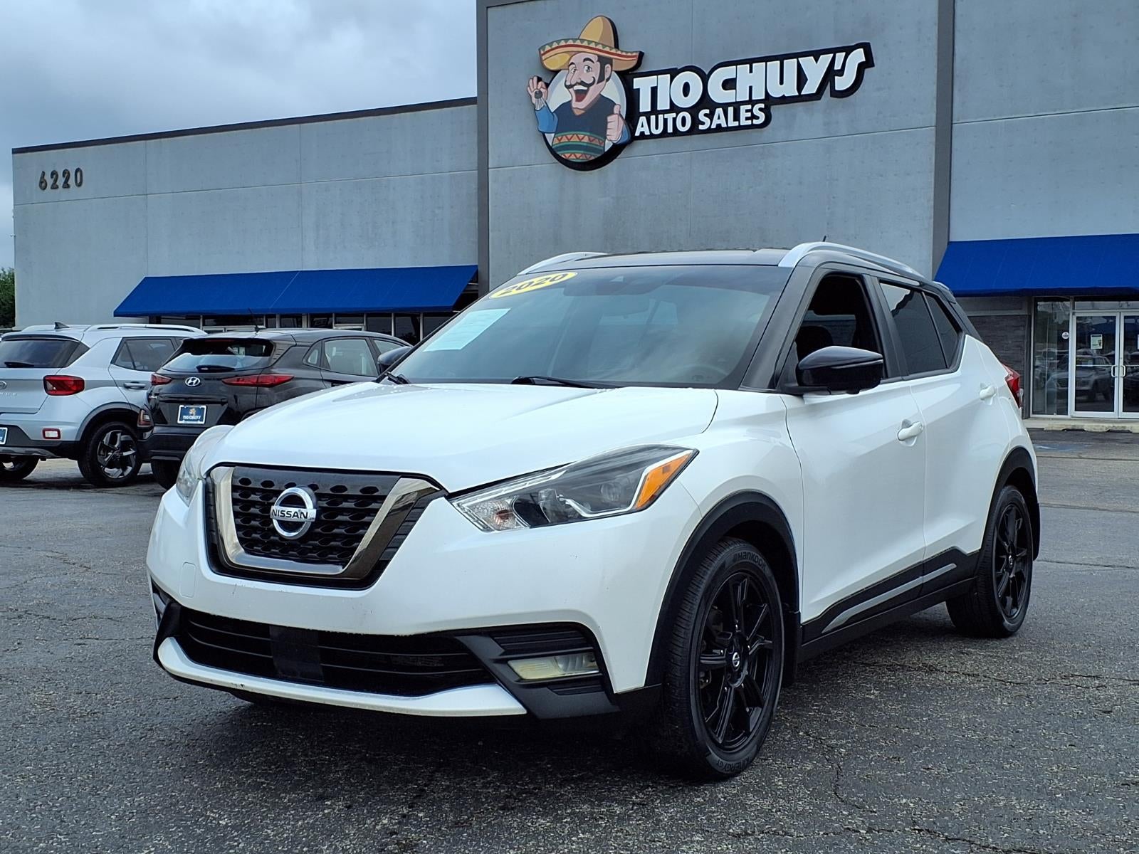 2020 Nissan Kicks SR