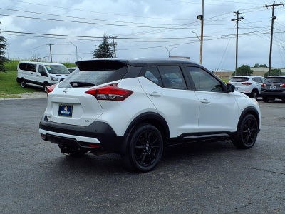 2020 Nissan Kicks SR