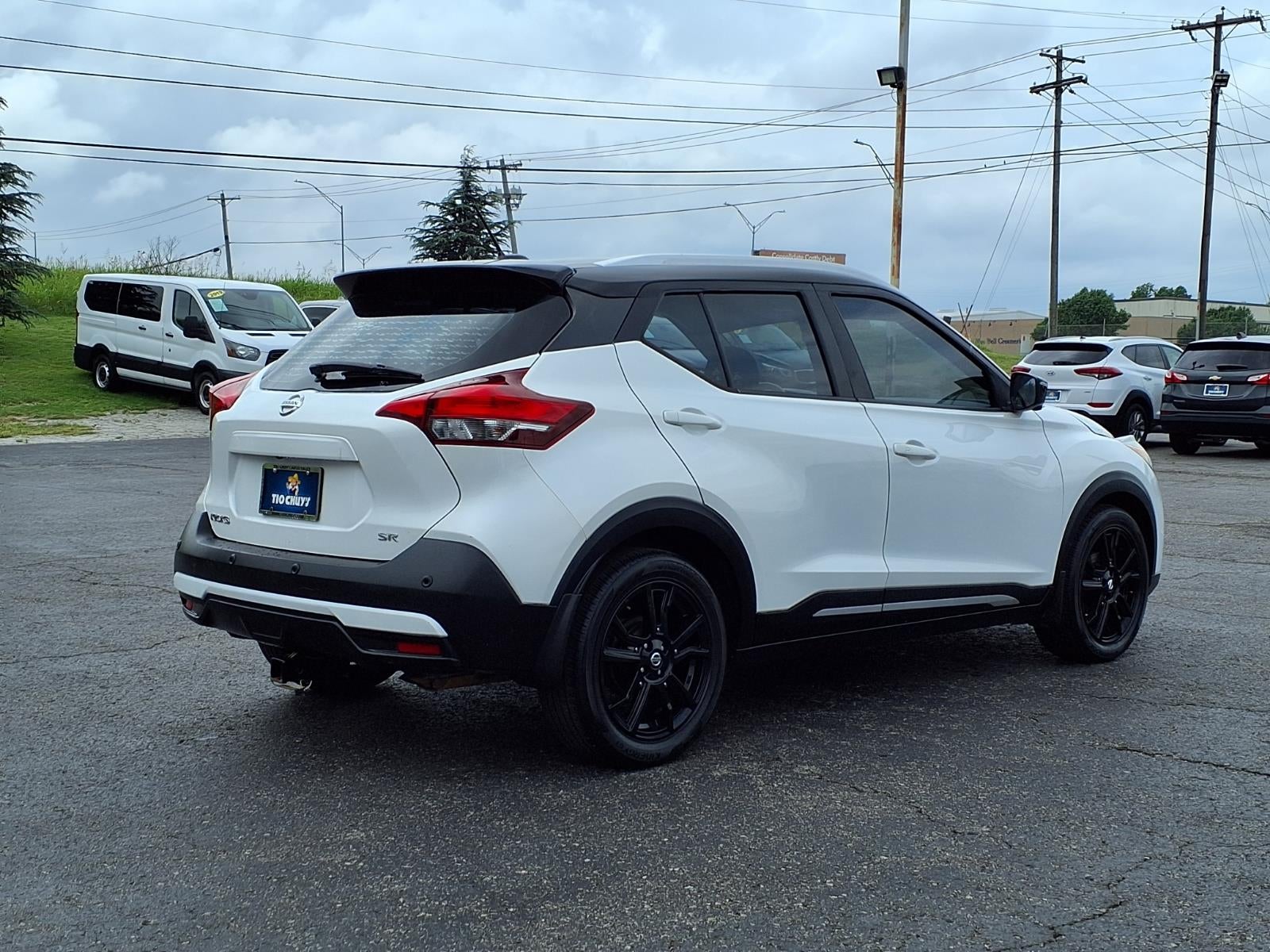 2020 Nissan Kicks SR