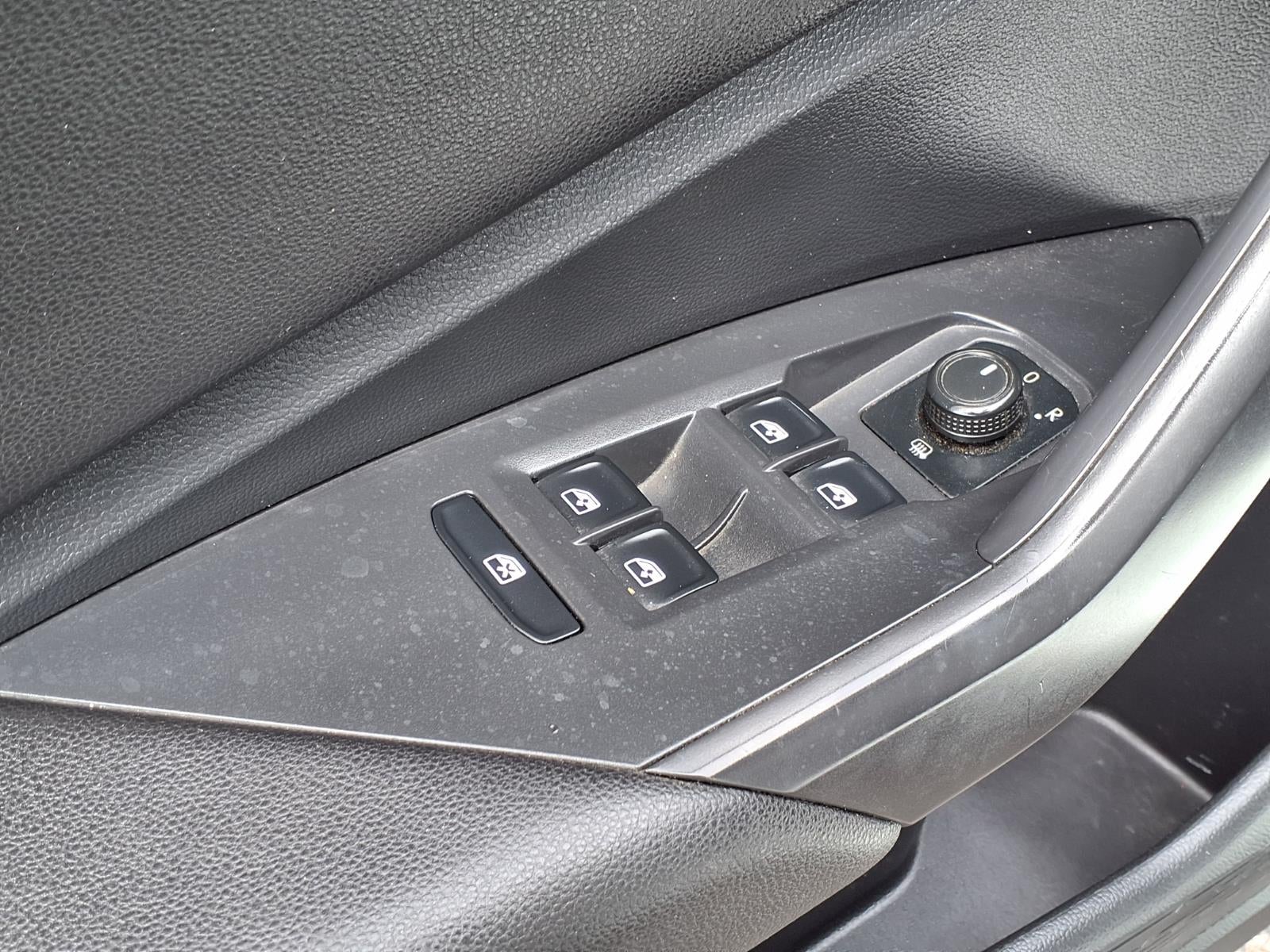 2020 Volkswagen Jetta R-Line
