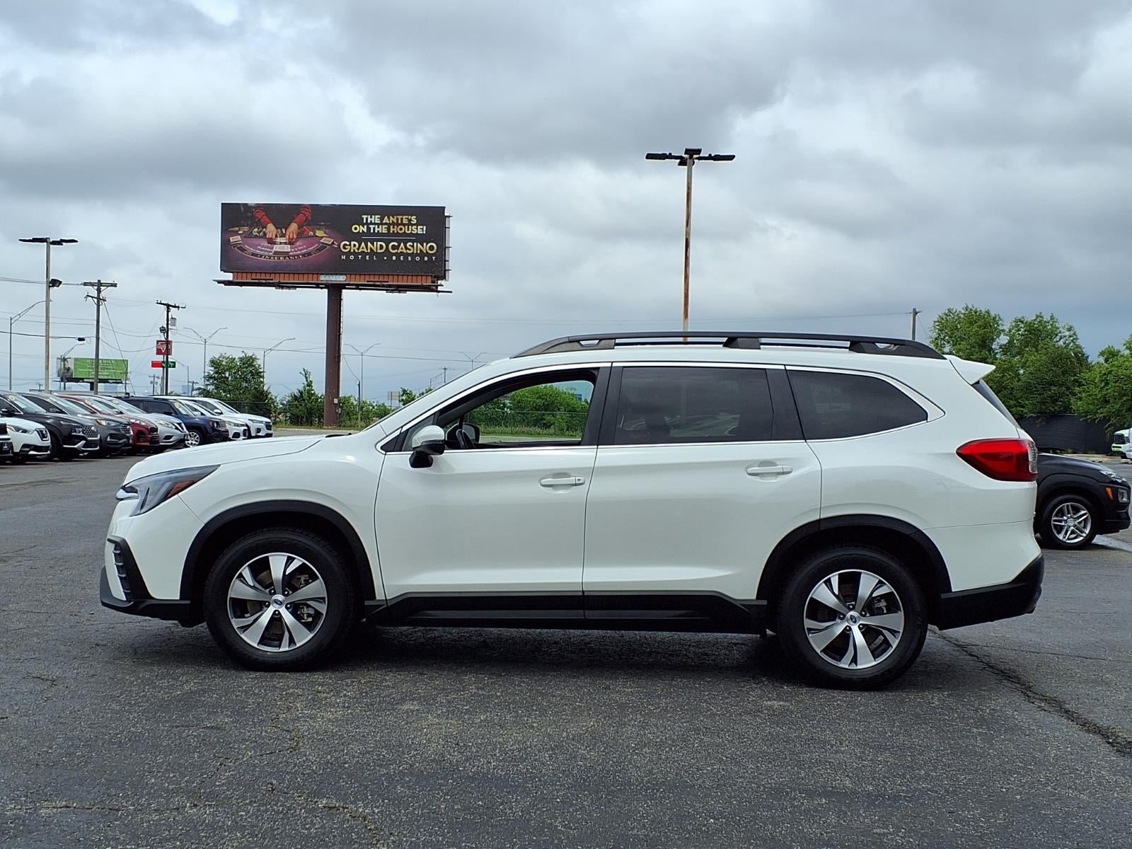 2023 Subaru Ascent Premium 8-Passenger