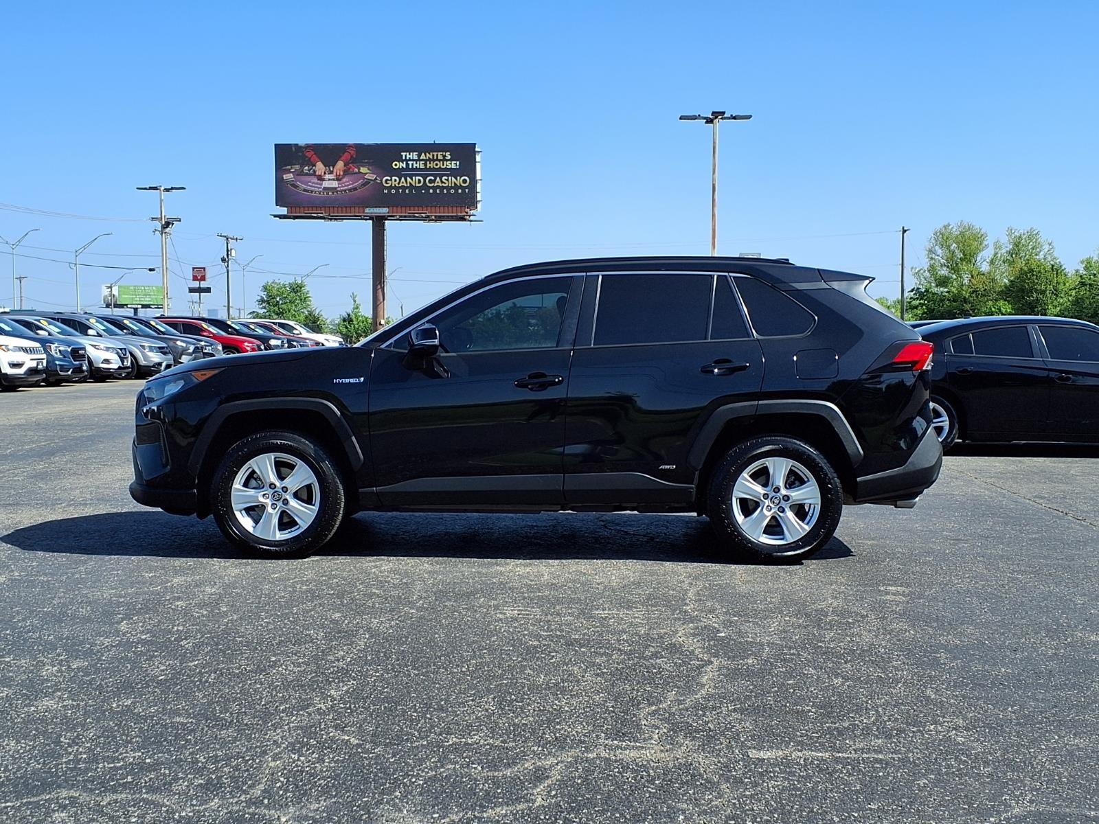 2021 Toyota RAV4 Hybrid LE