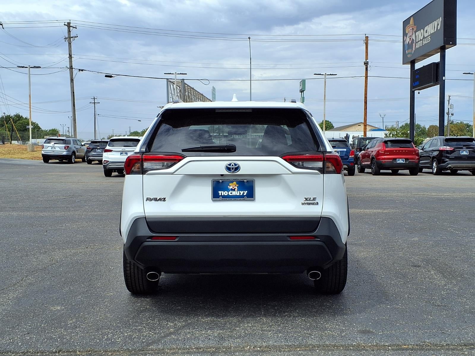 2022 Toyota RAV4 Hybrid XLE