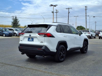 2022 Toyota RAV4 Hybrid XLE