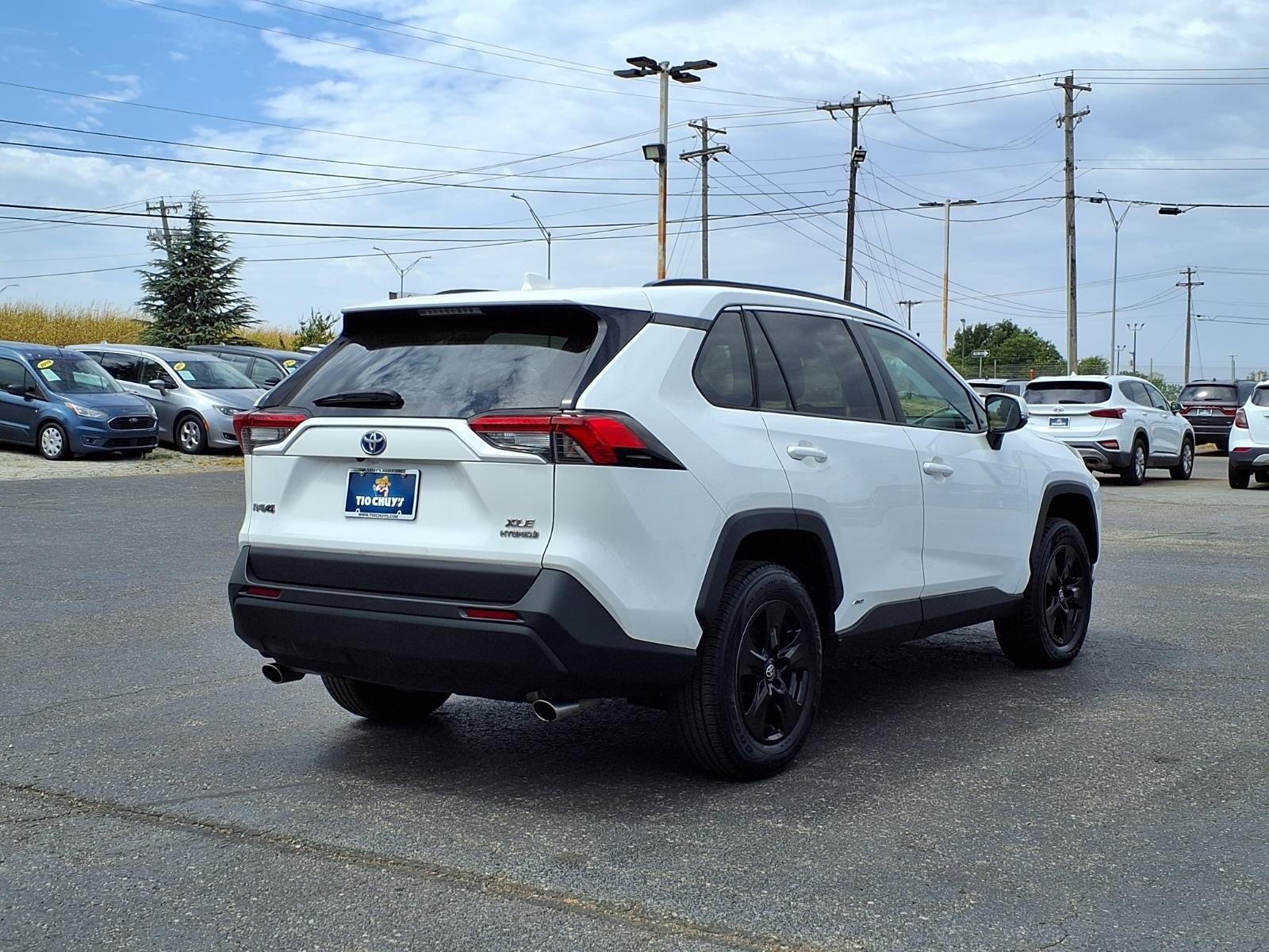 2022 Toyota RAV4 Hybrid XLE