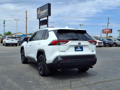 2022 Toyota RAV4 Hybrid XLE