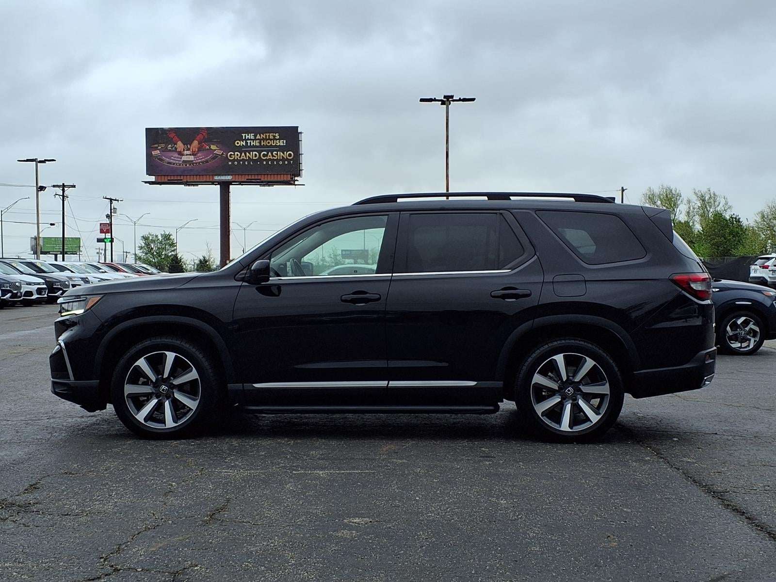 2023 Honda Pilot Touring