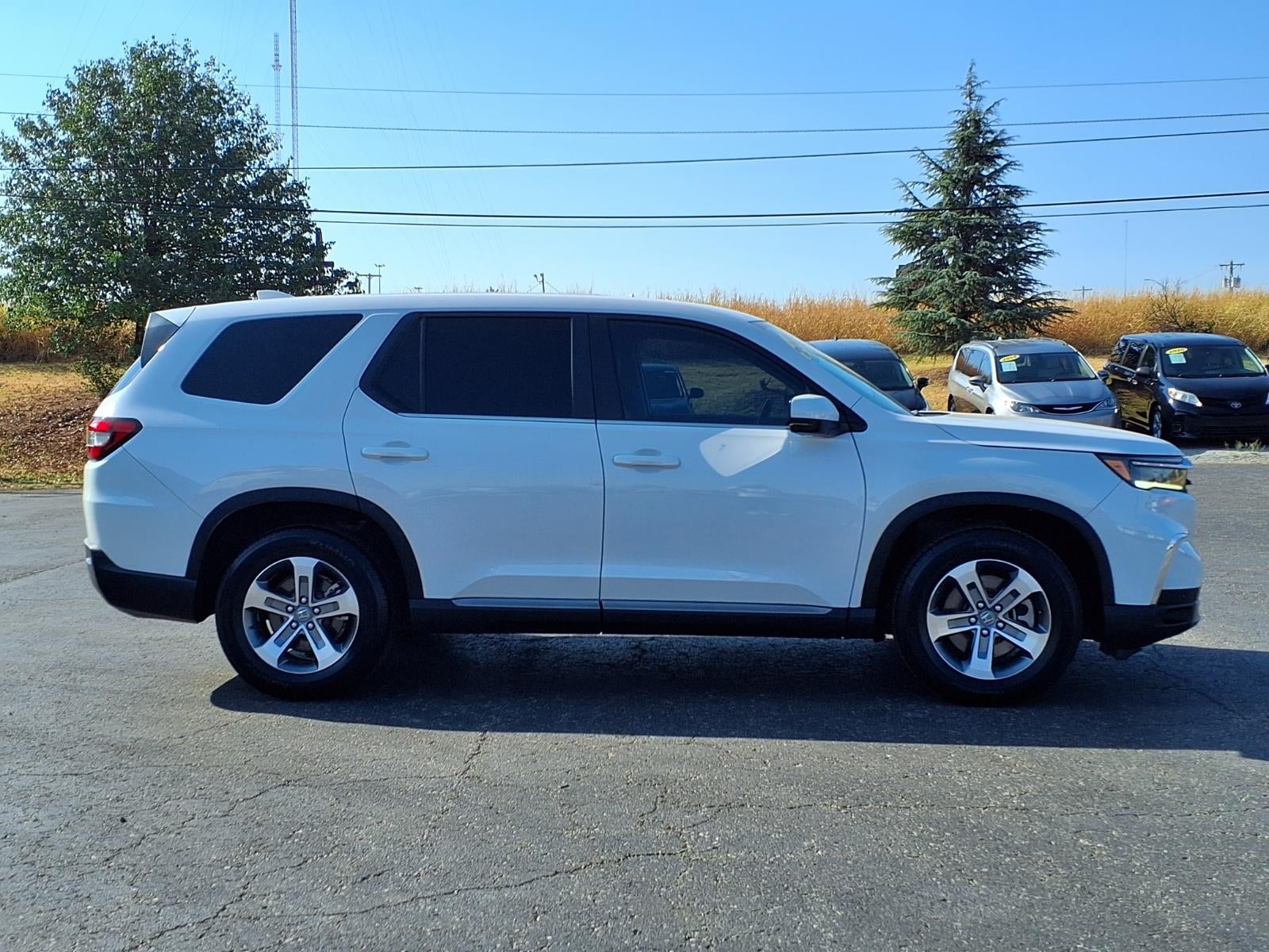 2023 Honda Pilot EX-L 8 Passenger