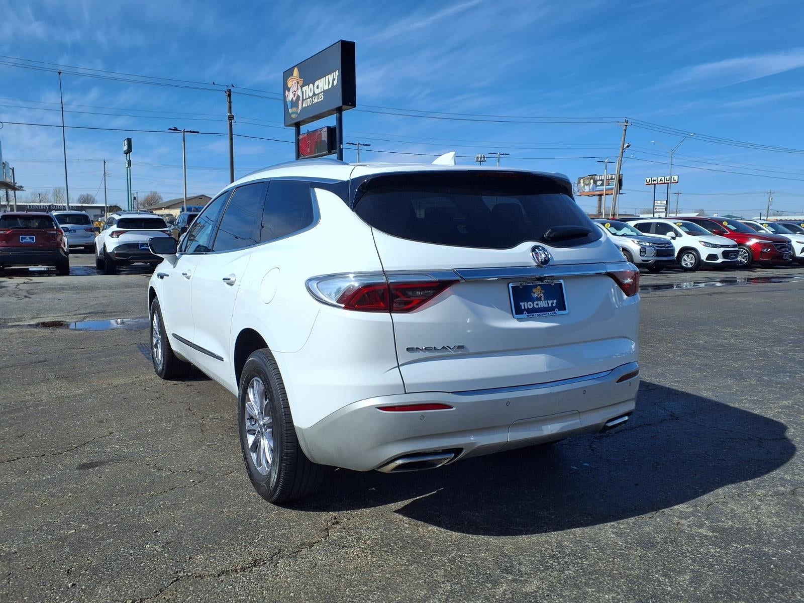 2023 Buick Enclave Essence
