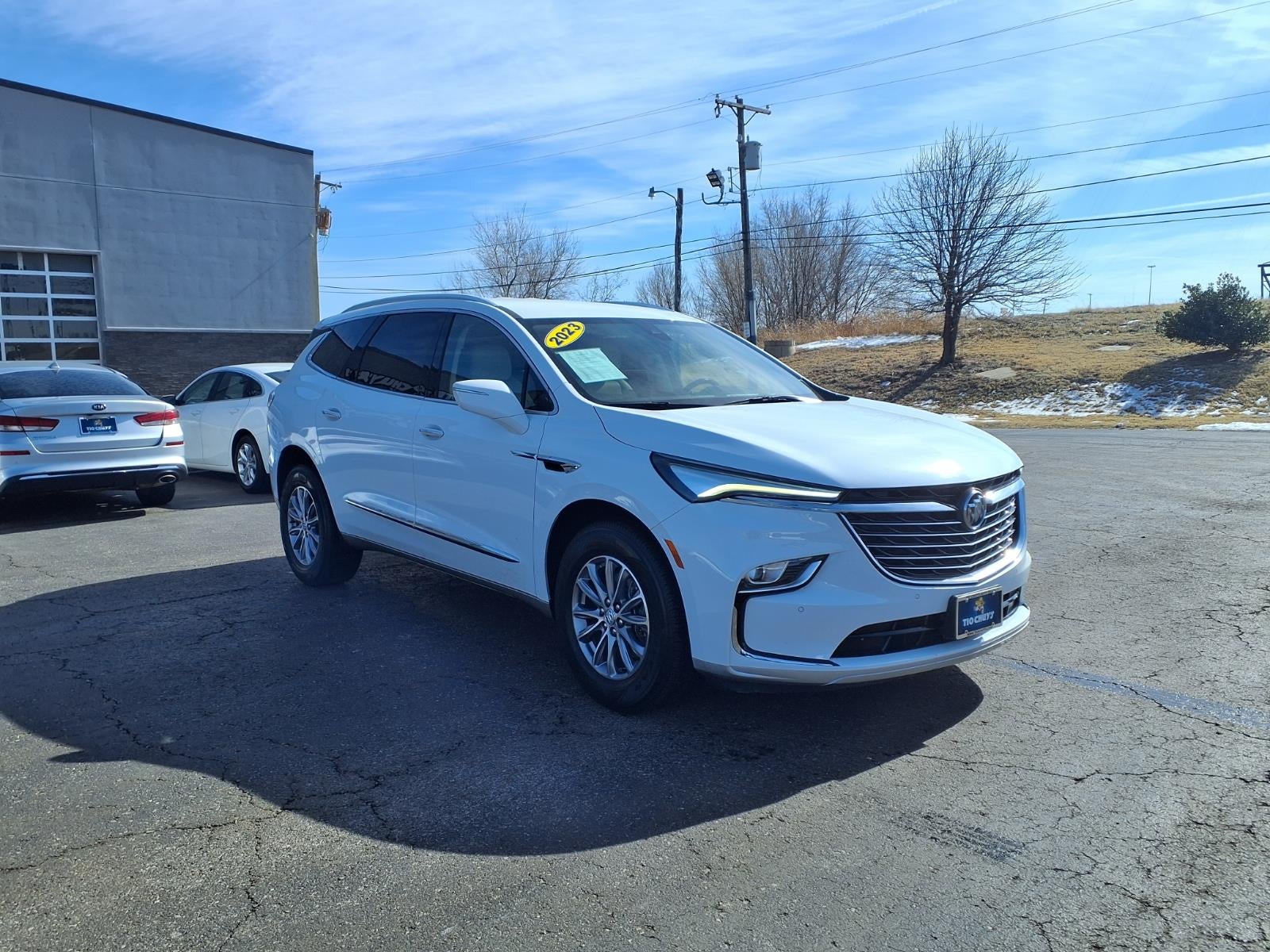 2023 Buick Enclave Essence