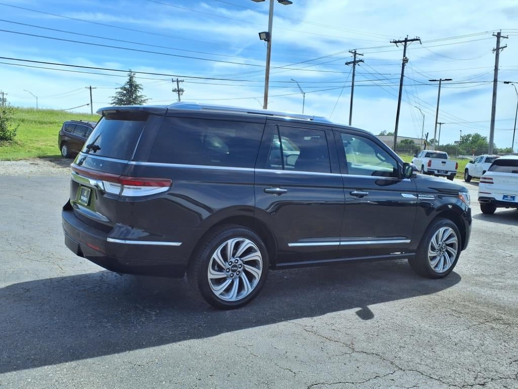 2022 Lincoln Navigator Reserve