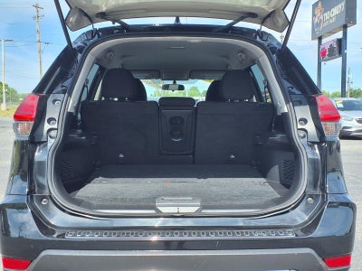 2017 Nissan Rogue Base
