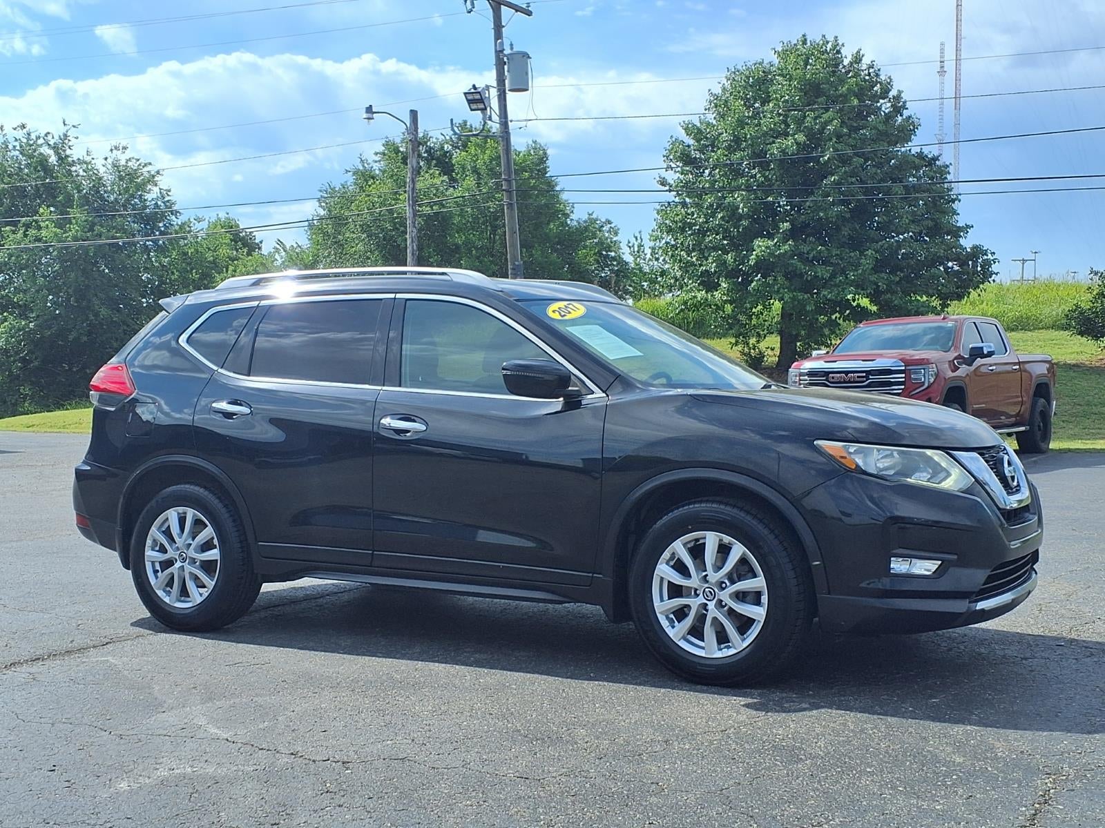 2017 Nissan Rogue Base