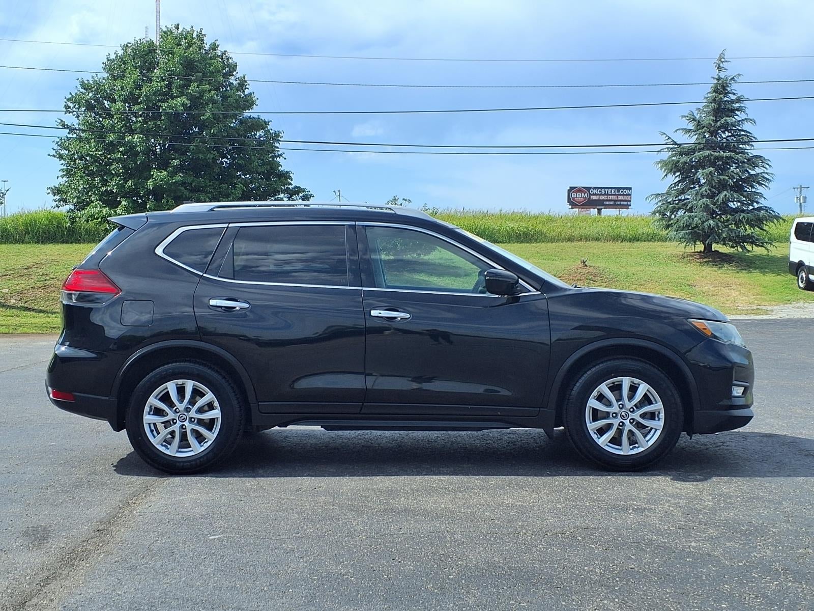 2017 Nissan Rogue Base