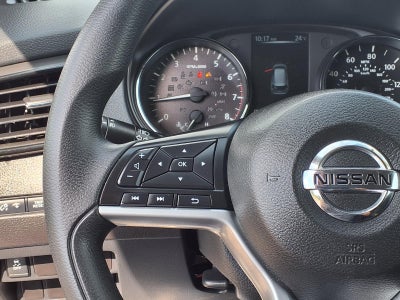 2017 Nissan Rogue Base