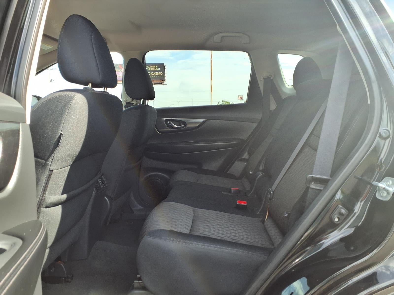 2017 Nissan Rogue Base