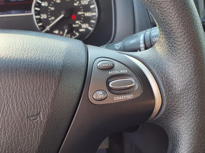 2020 Nissan Pathfinder S