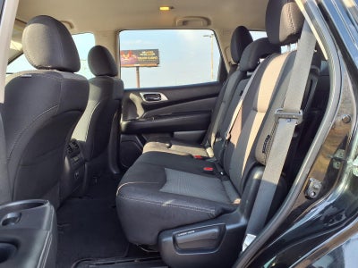 2020 Nissan Pathfinder S