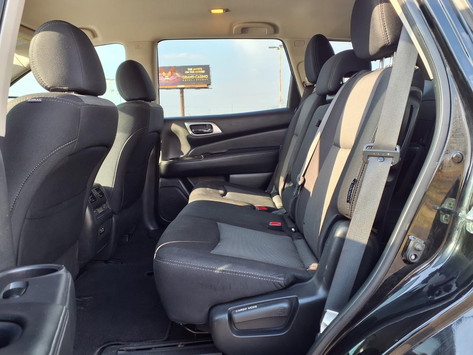 2020 Nissan Pathfinder S