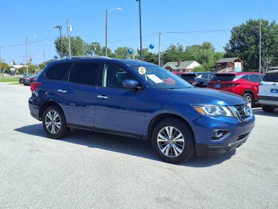 2019 Nissan Pathfinder SV