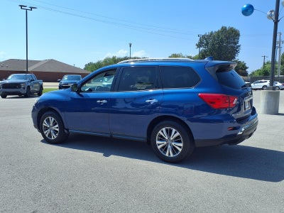 2019 Nissan Pathfinder SV
