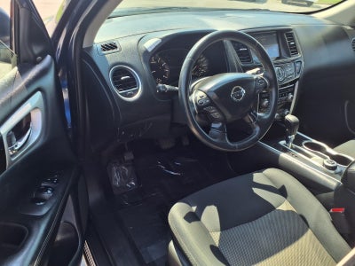 2019 Nissan Pathfinder SV