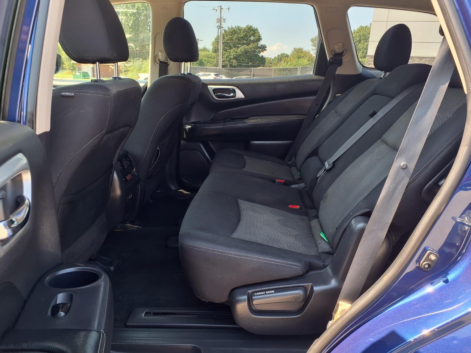 2019 Nissan Pathfinder SV