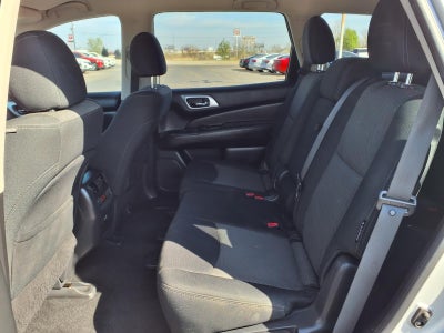 2019 Nissan Pathfinder SV