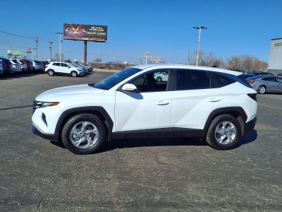 2022 Hyundai TUCSON SE