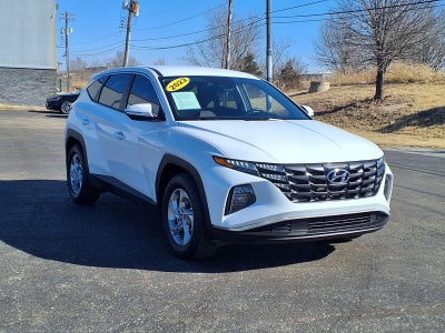 2022 Hyundai TUCSON SE