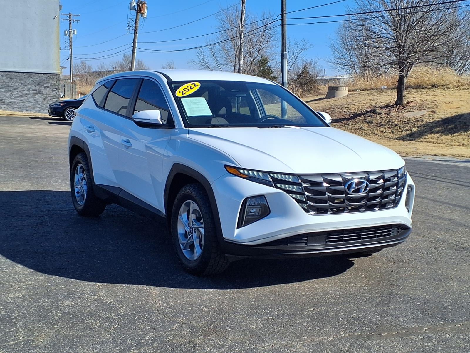 2022 Hyundai TUCSON SE