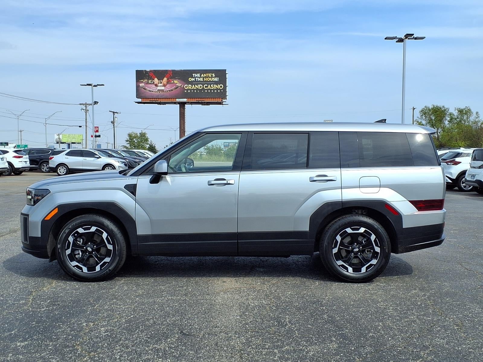 2024 Hyundai SANTA FE SE