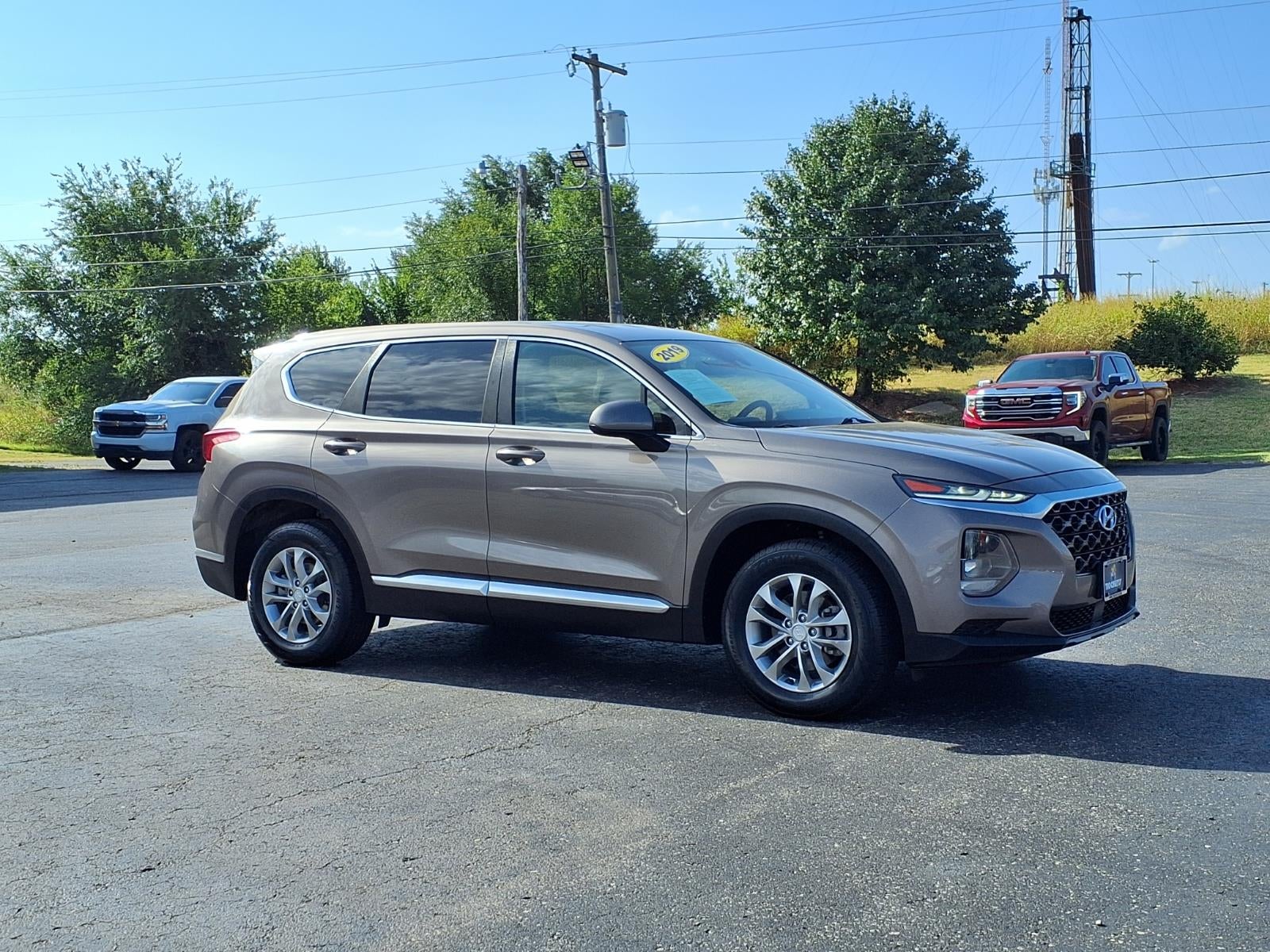 2019 Hyundai SANTA FE SE