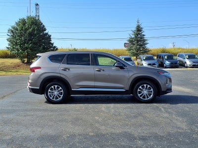 2019 Hyundai SANTA FE SE