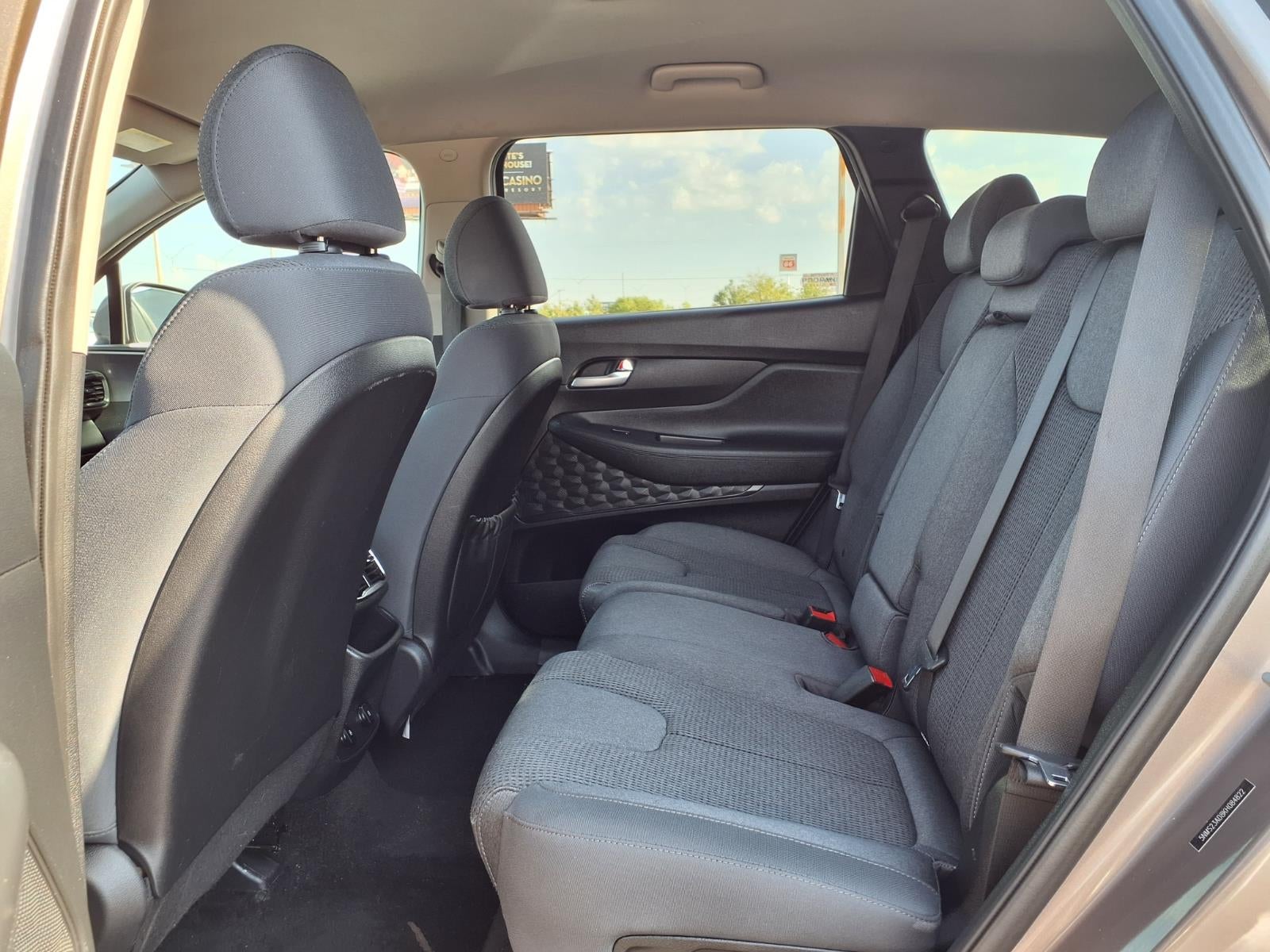 2019 Hyundai SANTA FE SE