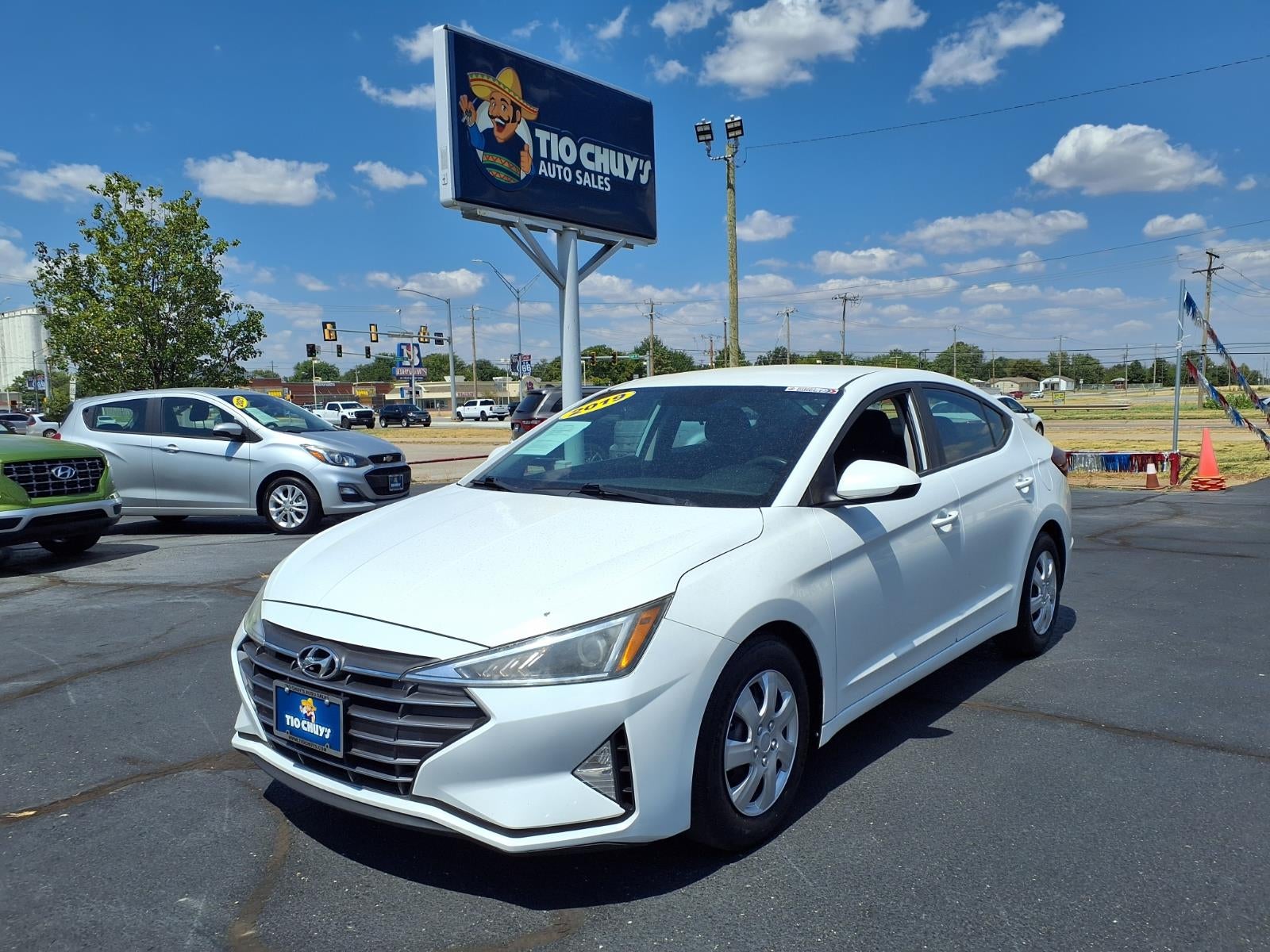 2019 Hyundai ELANTRA SE