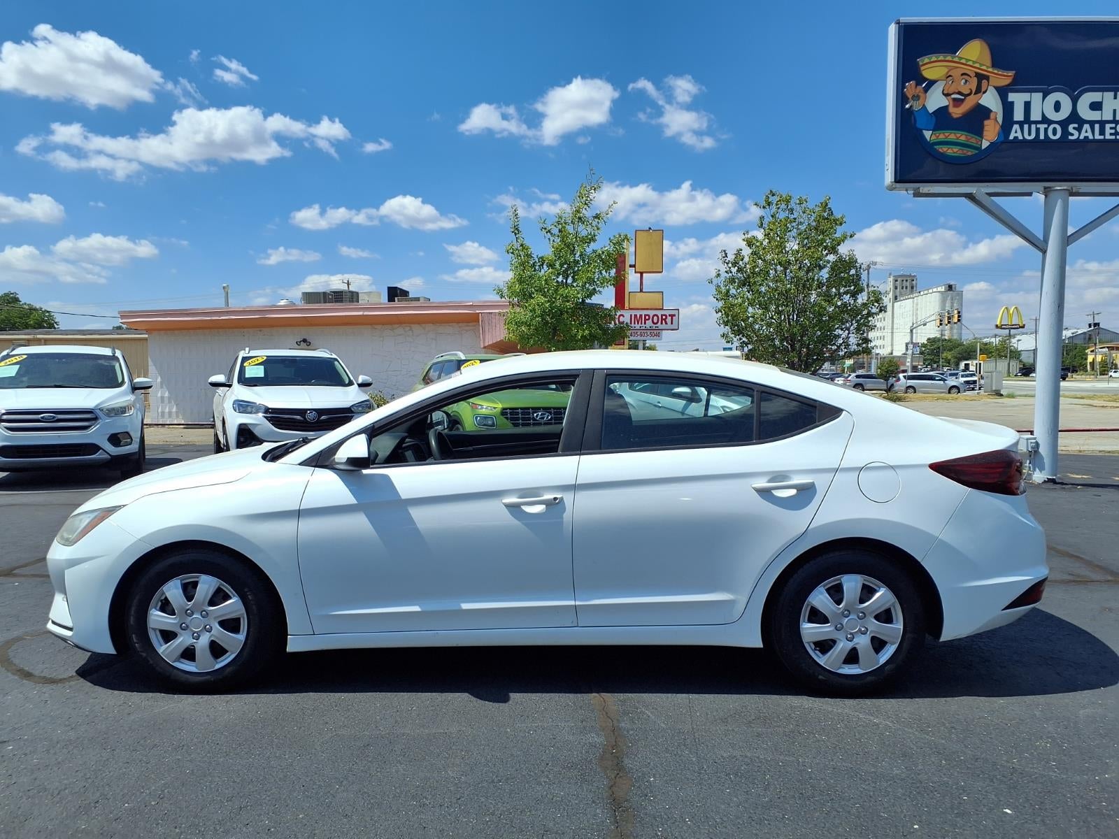 2019 Hyundai ELANTRA SE