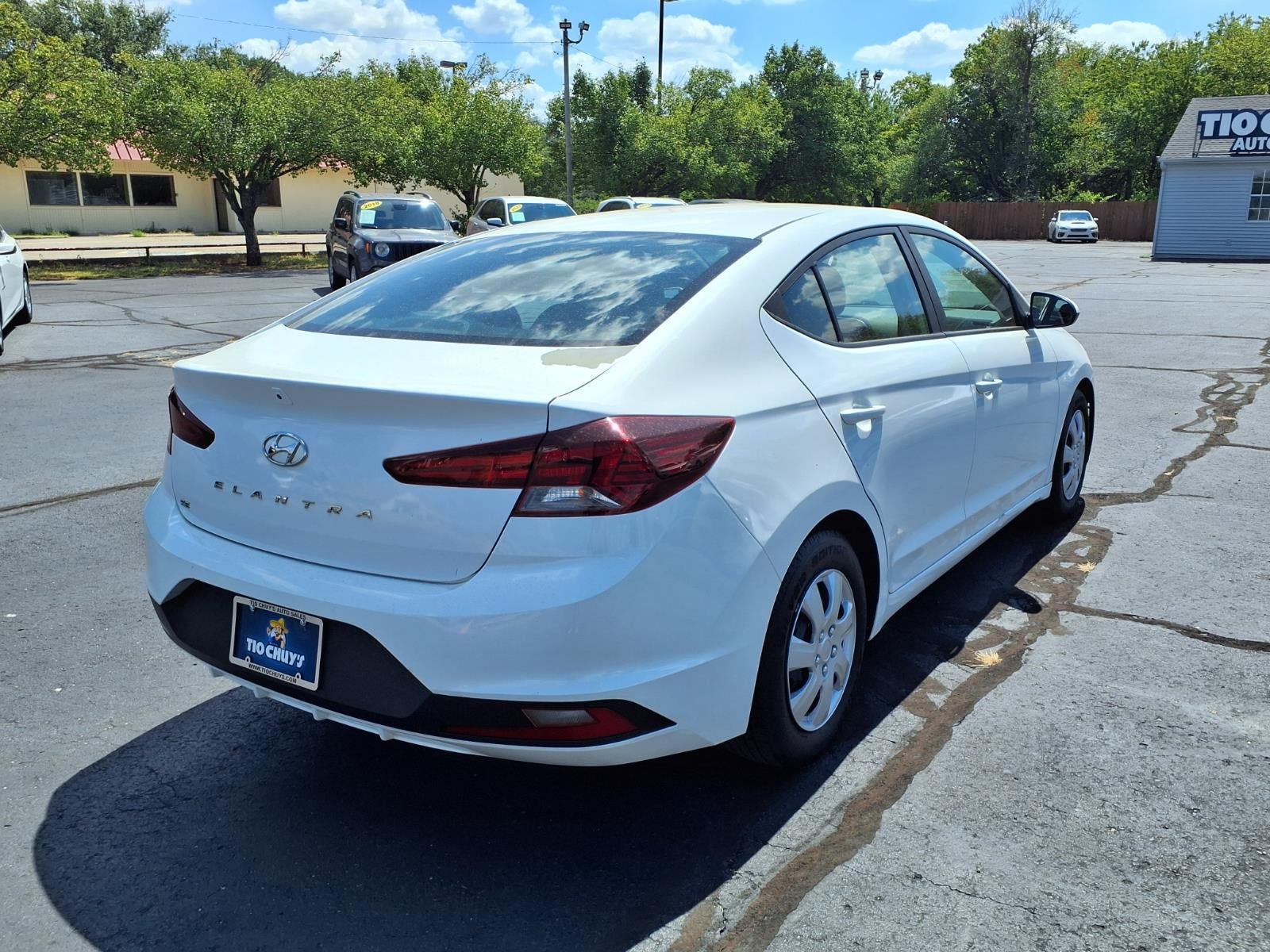 2019 Hyundai ELANTRA SE