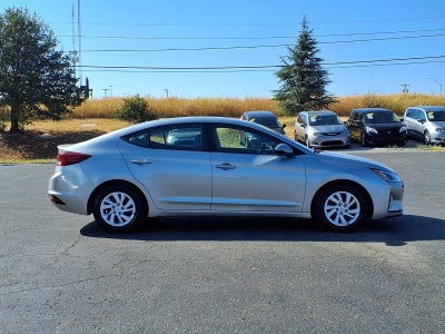 2020 Hyundai ELANTRA SE