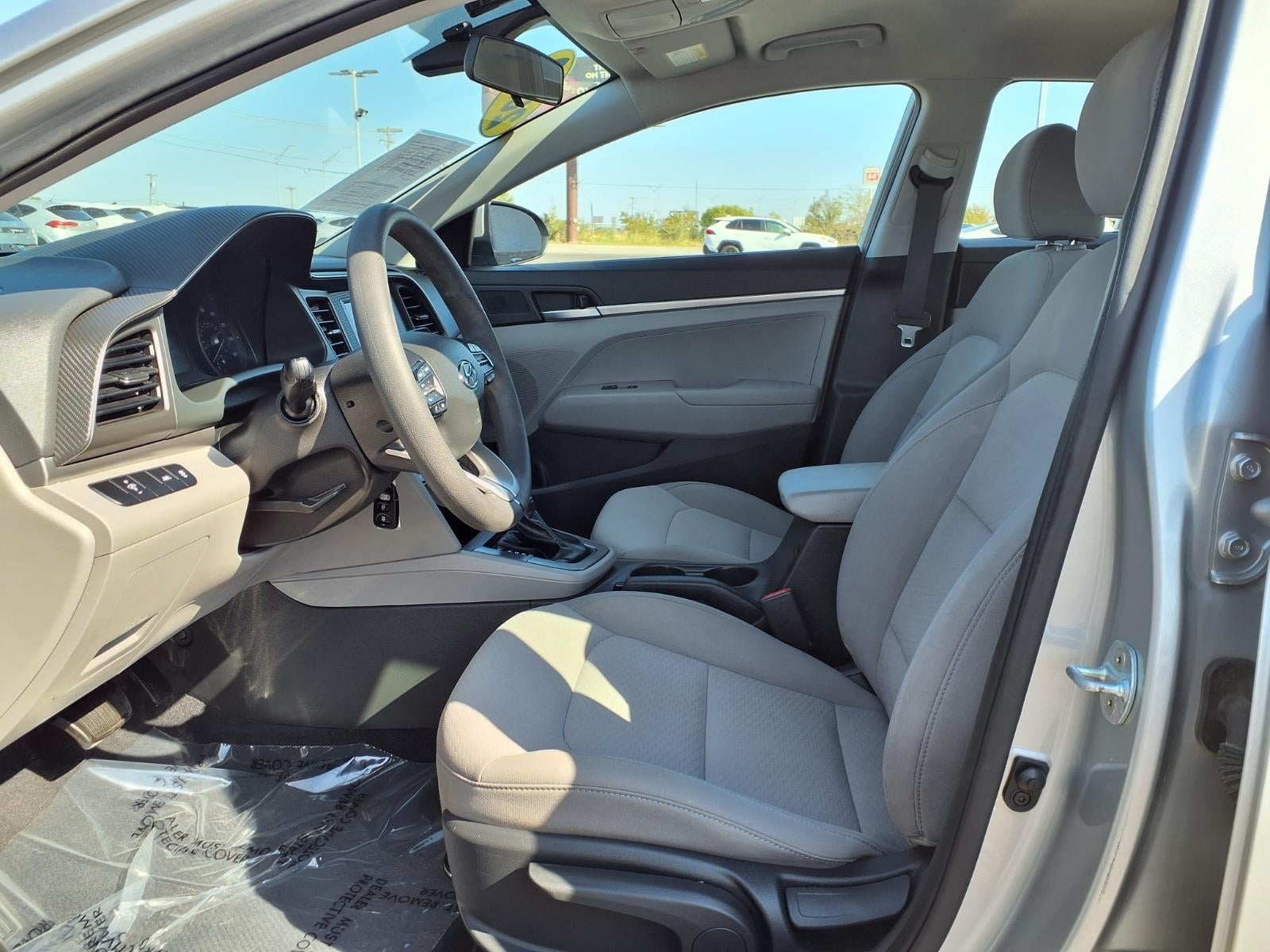 2020 Hyundai ELANTRA SE