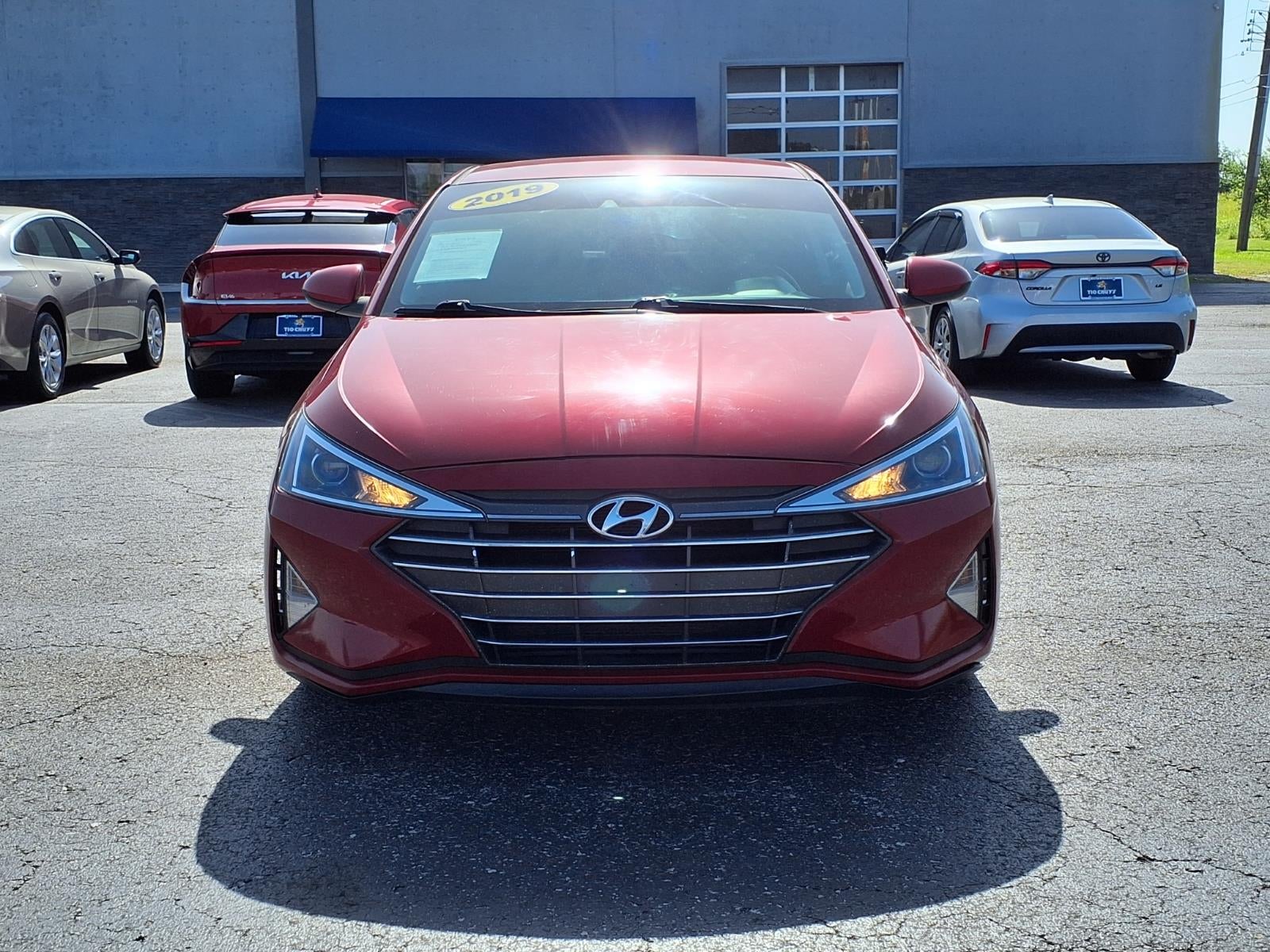 2019 Hyundai ELANTRA SEL