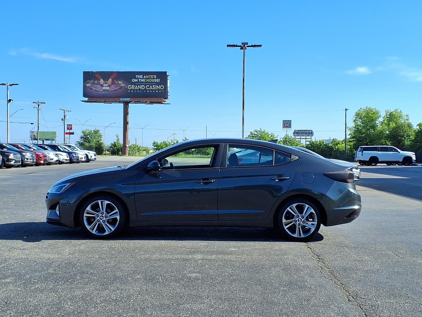2020 Hyundai ELANTRA SEL