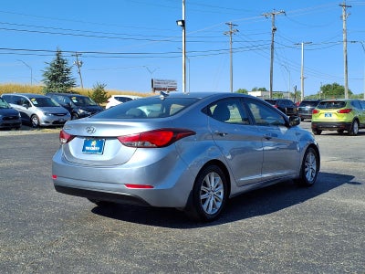 2015 Hyundai ELANTRA SE