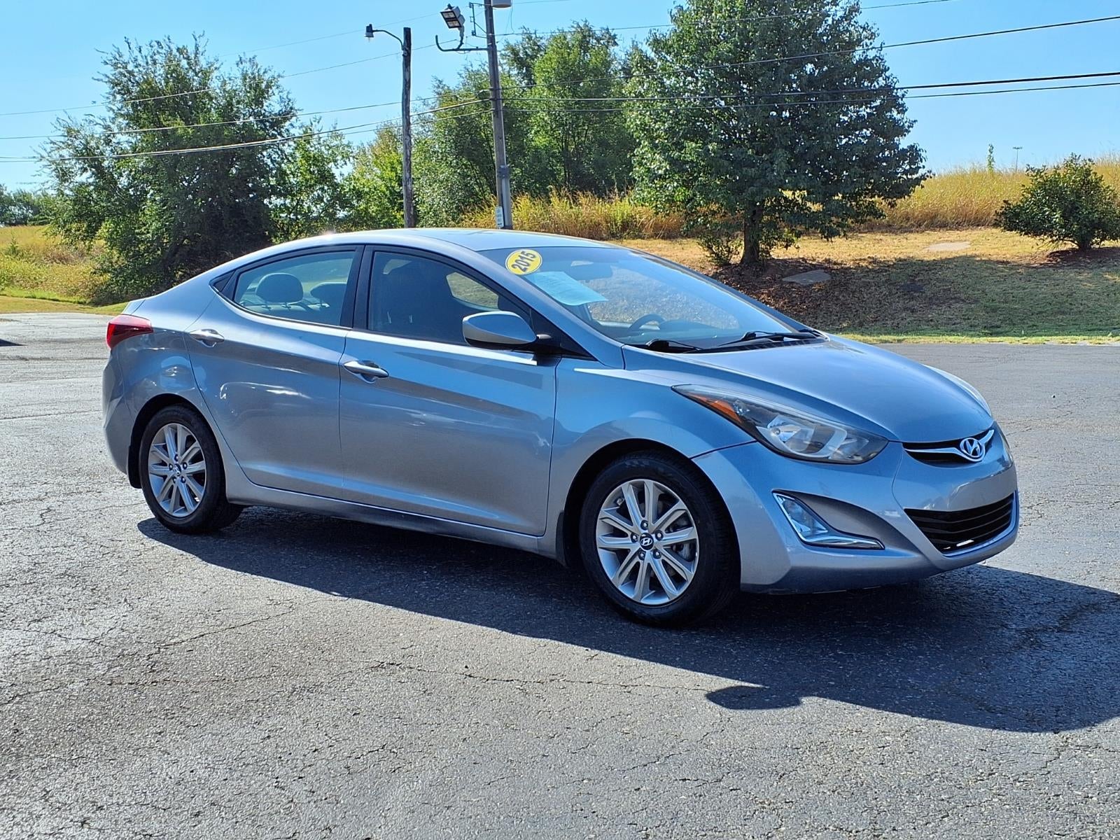 2015 Hyundai ELANTRA SE