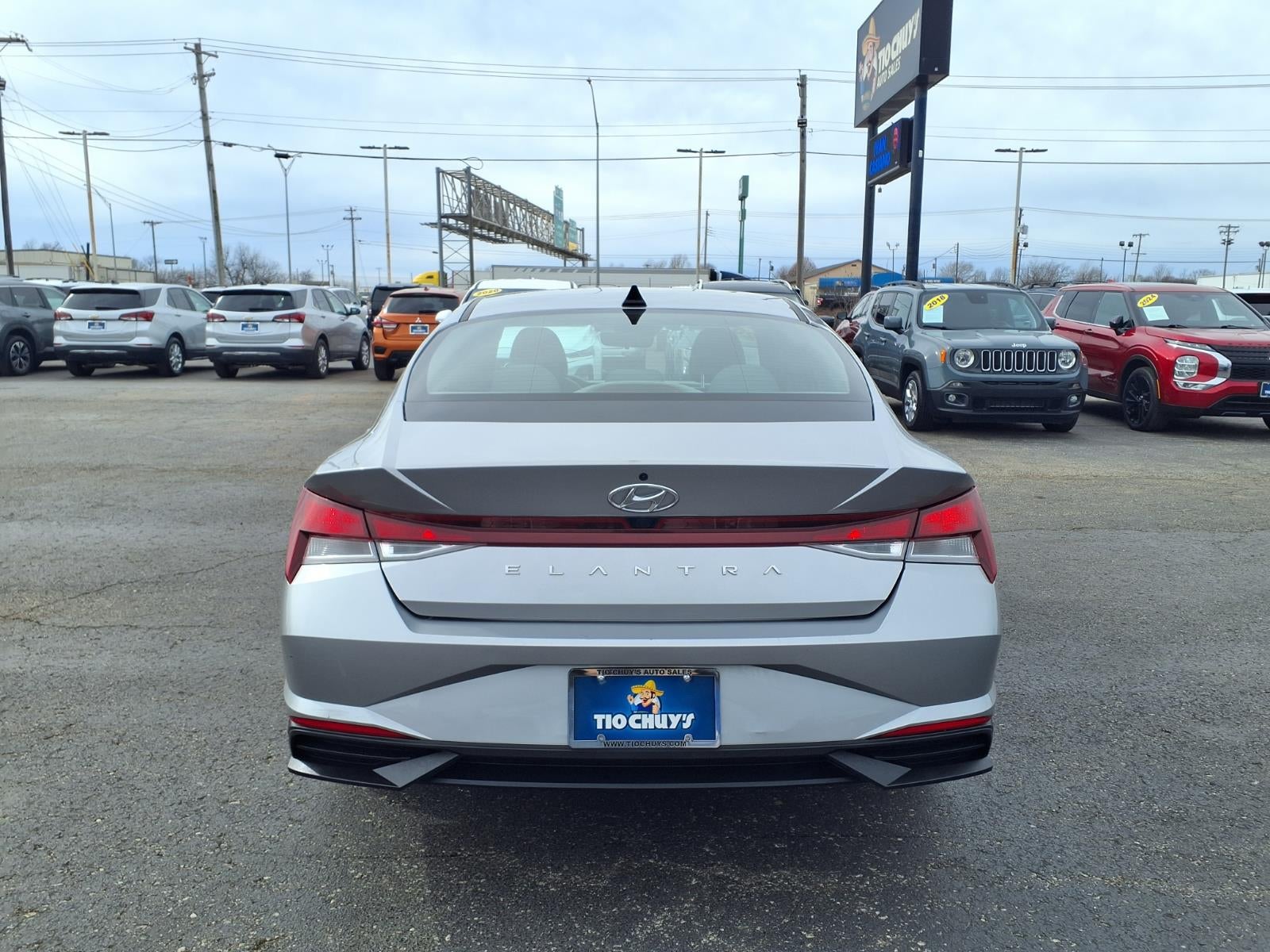 2023 Hyundai ELANTRA SEL