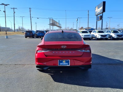 2022 Hyundai ELANTRA SEL