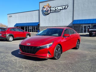 2022 Hyundai ELANTRA SEL