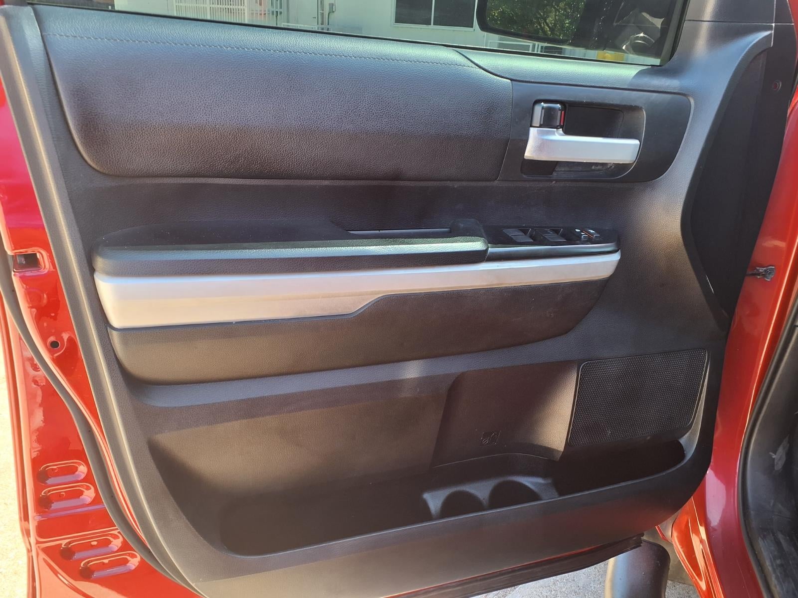 2018 Toyota Tundra SR5