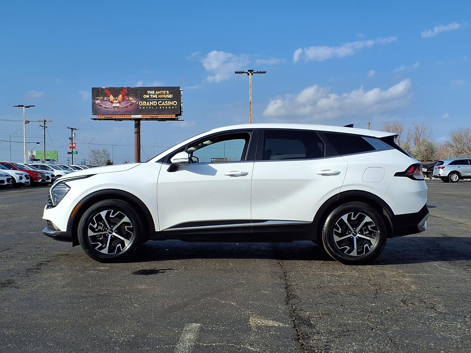 2024 Kia Sportage EX